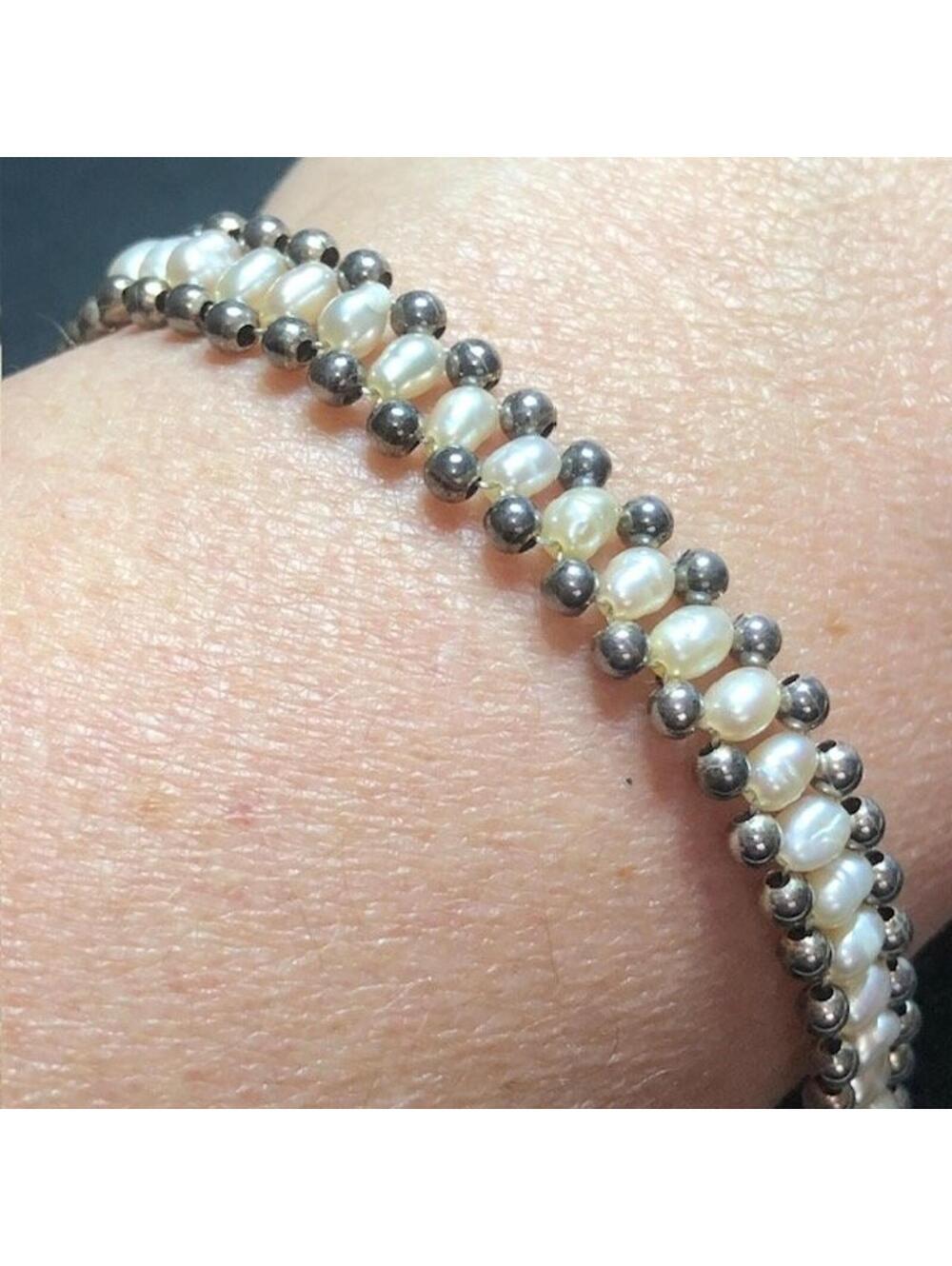 B4047 Sterling Silver (Unmarked) Beaded Freshwater Pearl Toggle Bracelet 7.5"